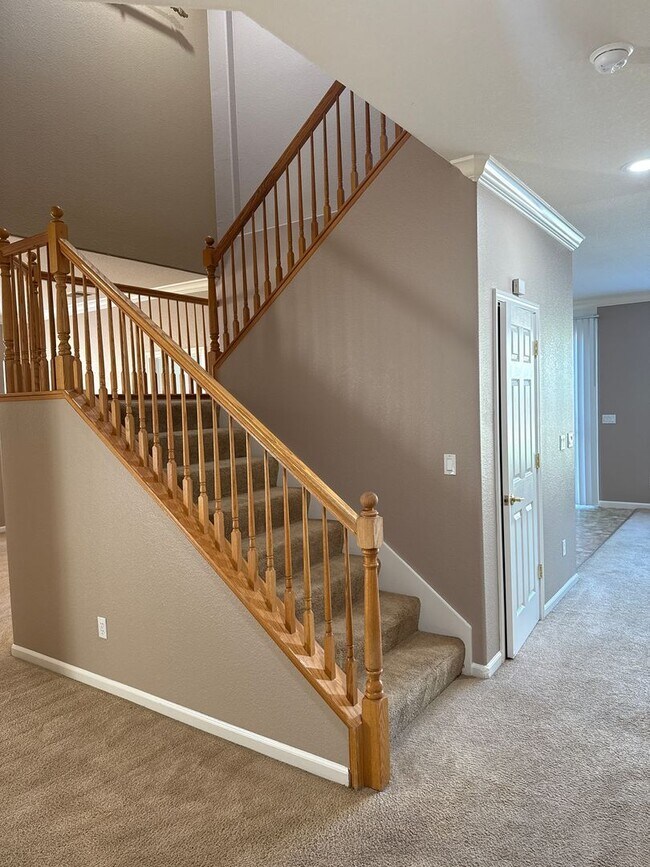 Building Photo - You’ll be proud to live in this home