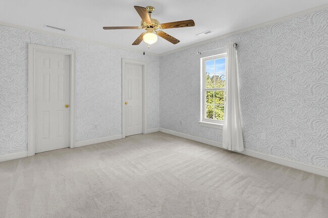 Building Photo - 1574 Ocean Neighbors Blvd