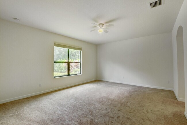 Building Photo - 8979 Gulf Run Way