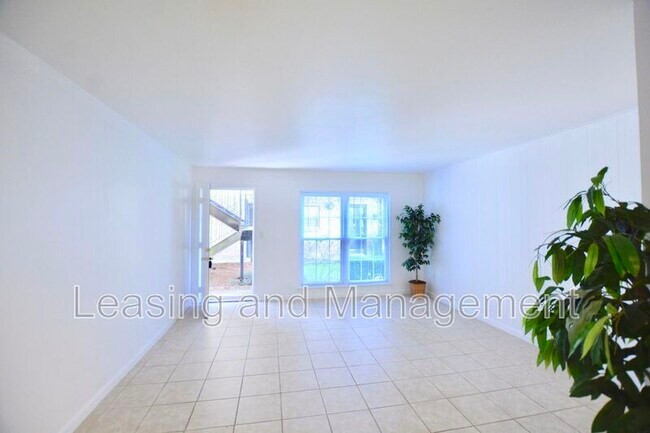 Building Photo - 650 Cornell St