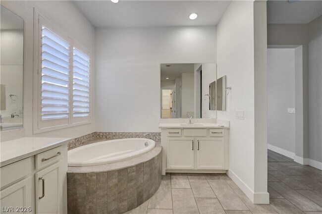 Building Photo - 6020 Langreo Ln