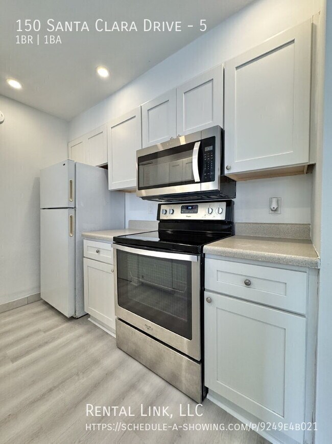 Building Photo - 150 Santa Clara Dr