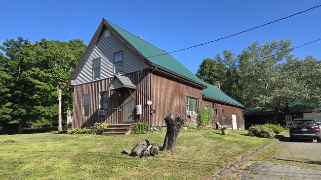 Building Photo - 303 Mccard Rd