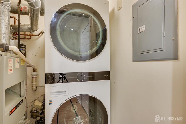 Building Photo - 1109 Stoneridge Cir