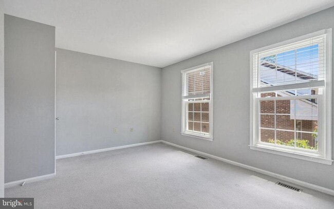 Building Photo - 2522 S Arlington Mill Dr