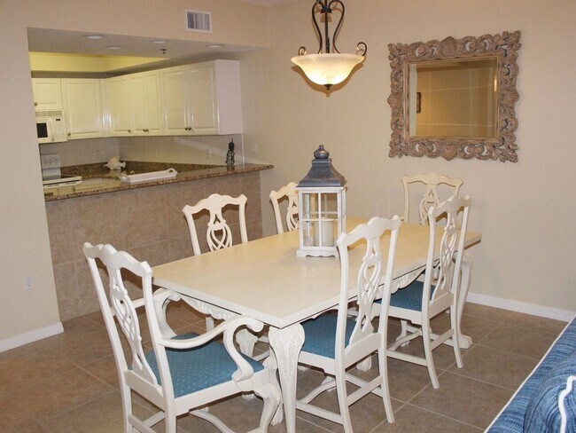 Building Photo - Beautiful Ocean Walk Condo Available February 19th