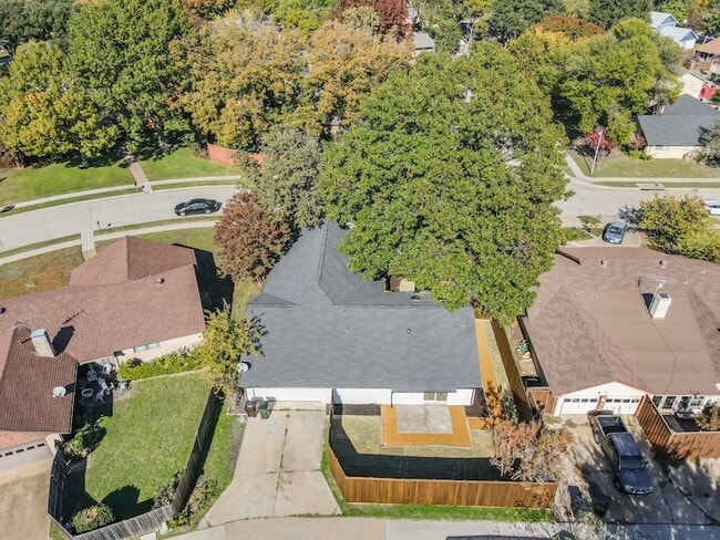 Building Photo - 3316 Wentworth St