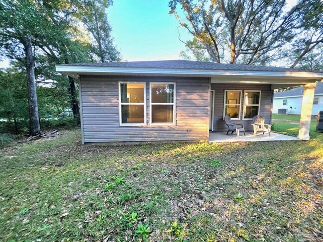 Building Photo - 7701 Pontiac Dr