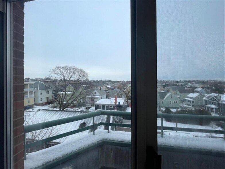 Building Photo - 155 Beacon St