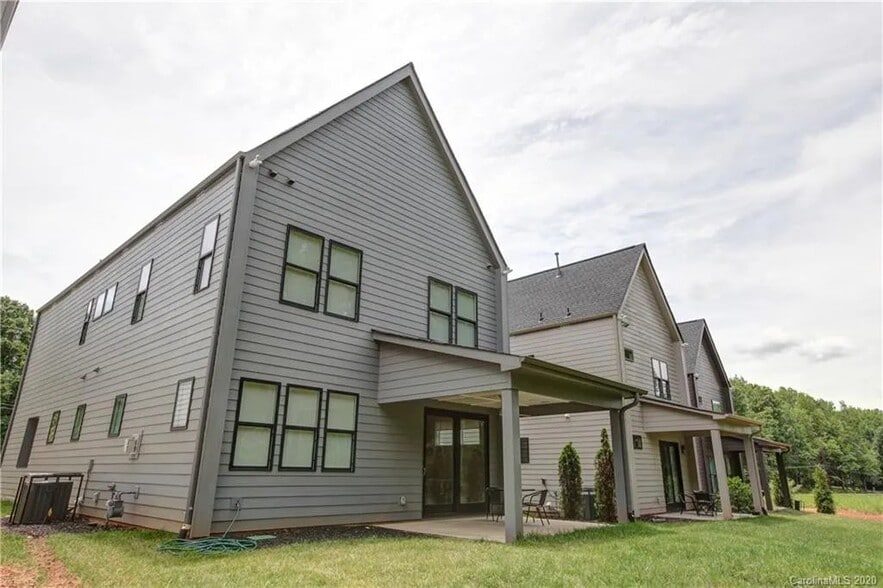 Building Photo - 4115 Merlane Dr