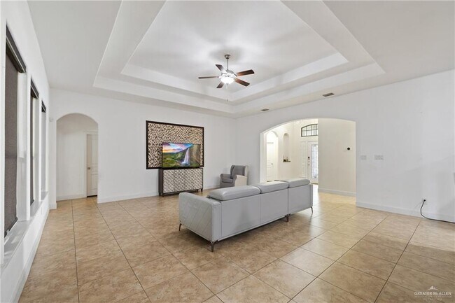 Building Photo - 26 Santa Inez St