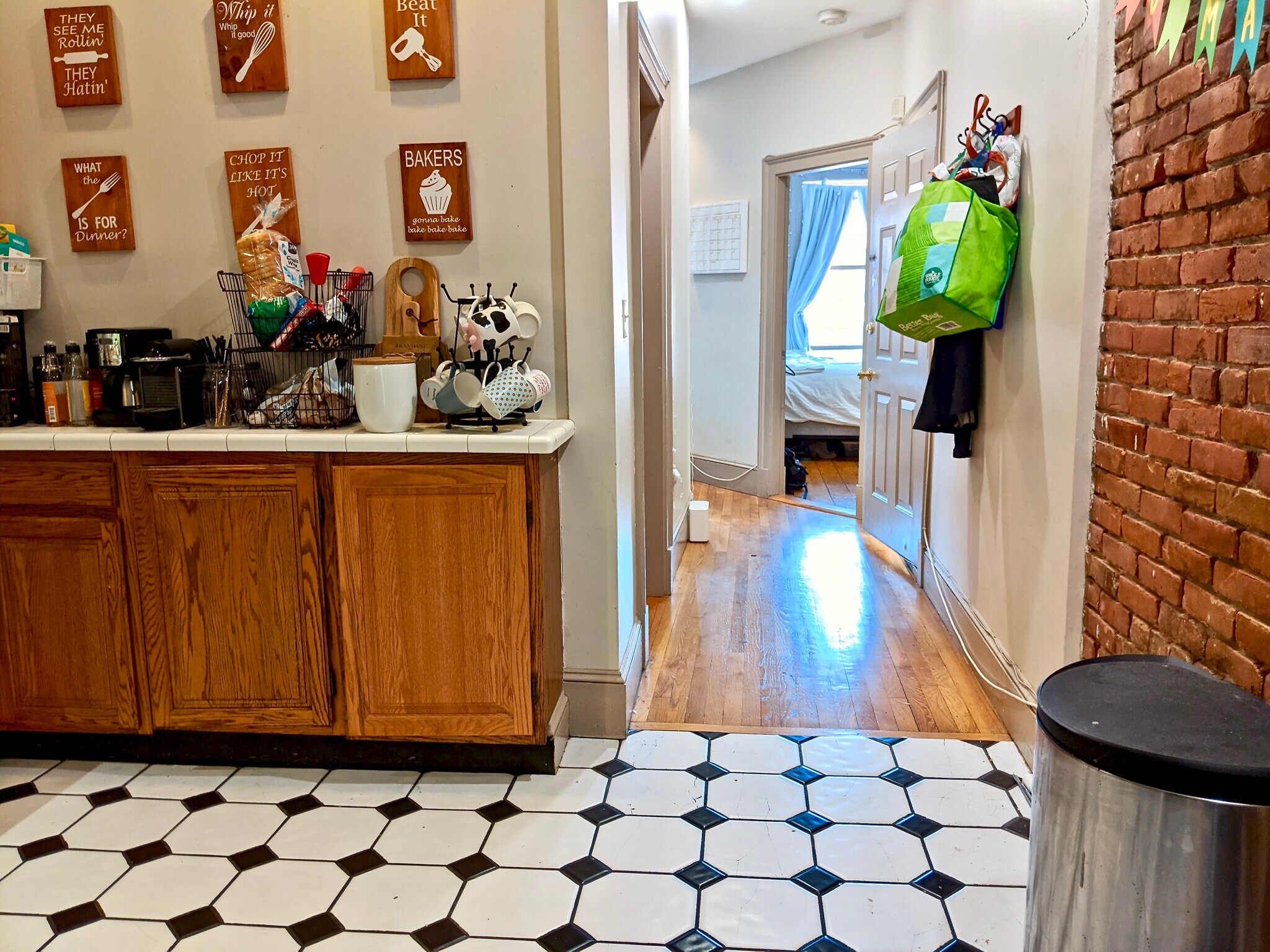 Building Photo - 616 Columbus Ave