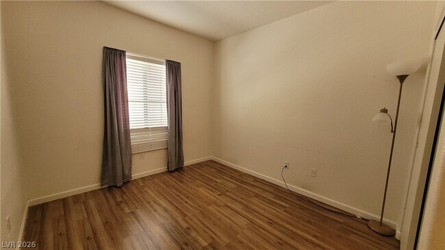 Building Photo - 2151 Hussium Hills St