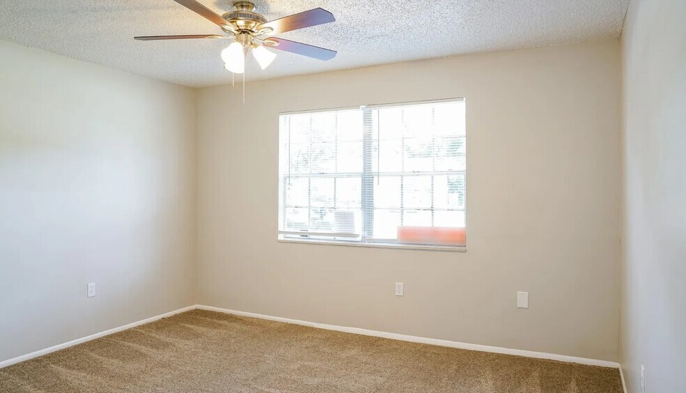 Building Photo - 4635 Squire Hollow Dr