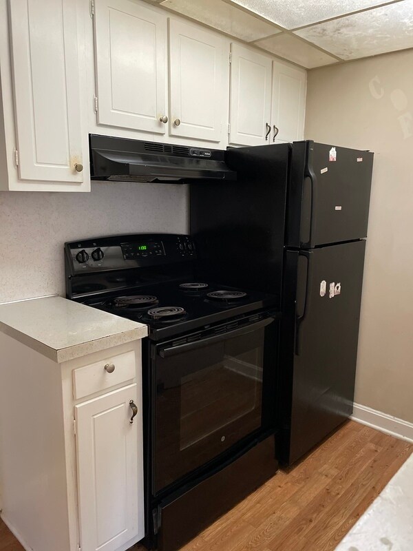 Building Photo - 2000 Patio Ct