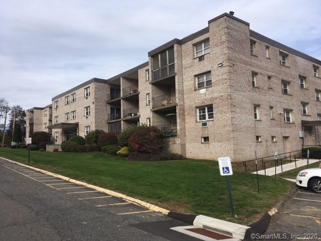 Building Photo - 300 Meadowside Rd