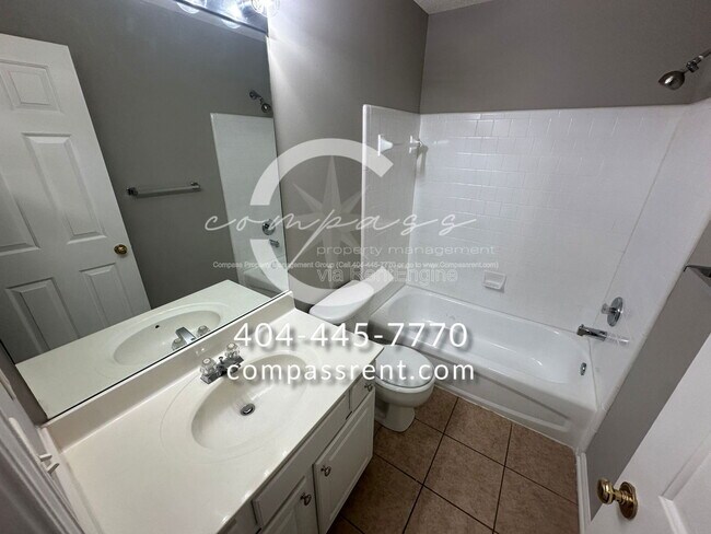 Building Photo - 2106 Clearvista Dr NW