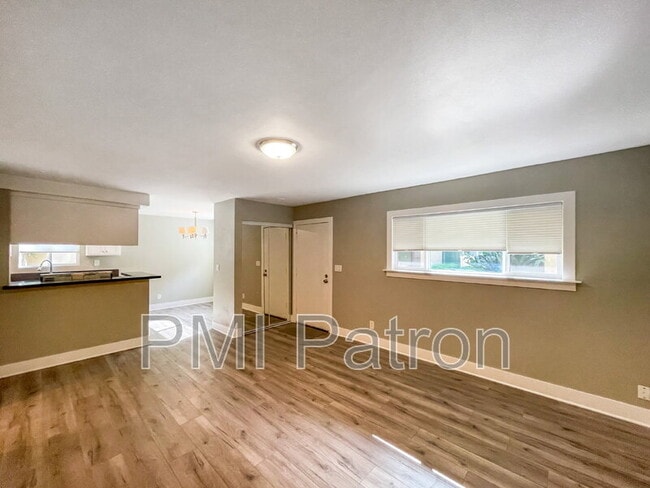 Building Photo - 21602 Belshire Ave