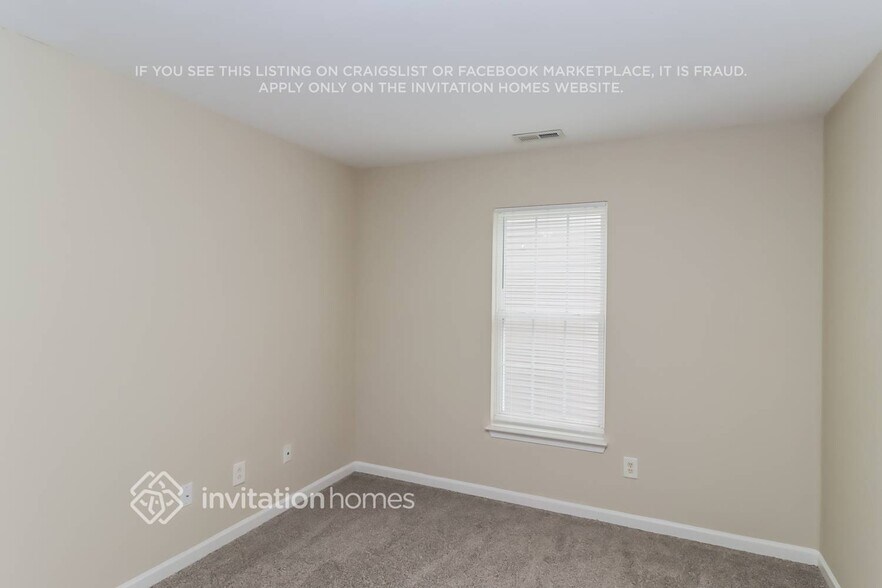 Building Photo - 8410 Wallace Glen Dr