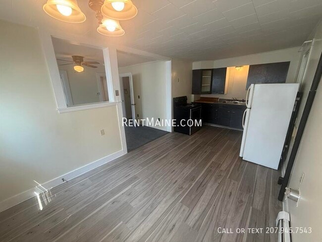 Building Photo - 12 Stone St