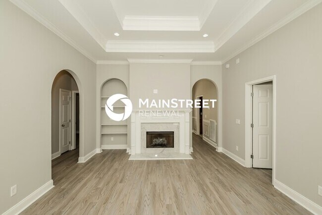 Building Photo - 3 Bedroom Pet-Friendly Home in Birmingham, AL with Main Street Renewal