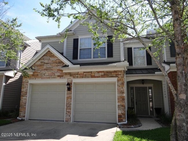 Primary Photo - 11055 Castlemain Cir E
