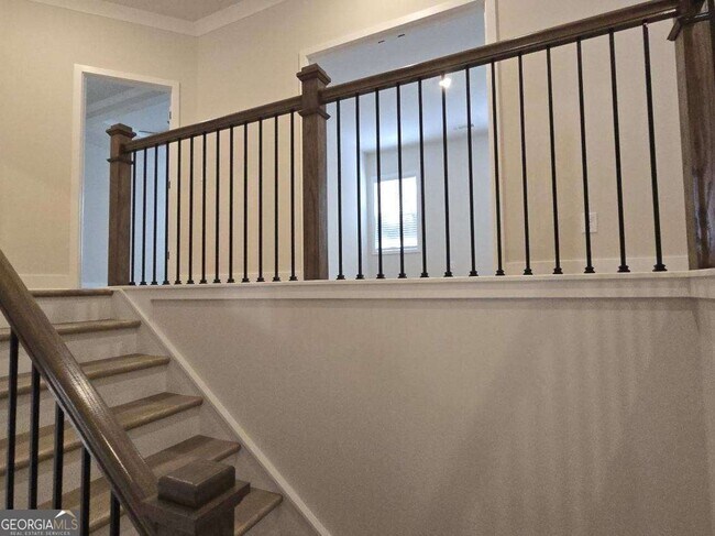 Building Photo - 440 Winding Rose Dr