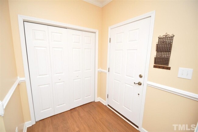 Building Photo - 2222 Trailwood Valley Cir