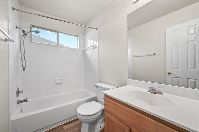 Building Photo - 2607 Theresa Blanchard Ln