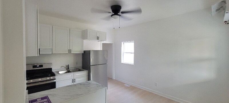 Building Photo - 2511 Youman St