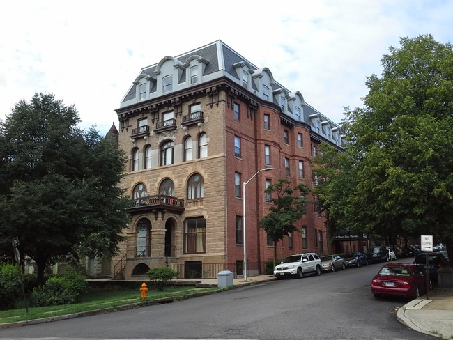 Primary Photo - 2028 Mt Royal Terrace