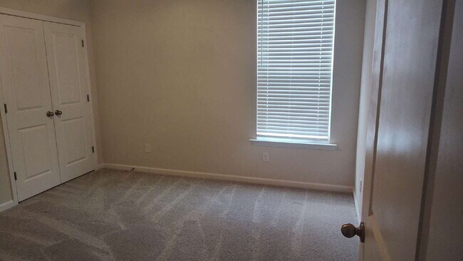 Building Photo - Gorgeous Home in Pooler