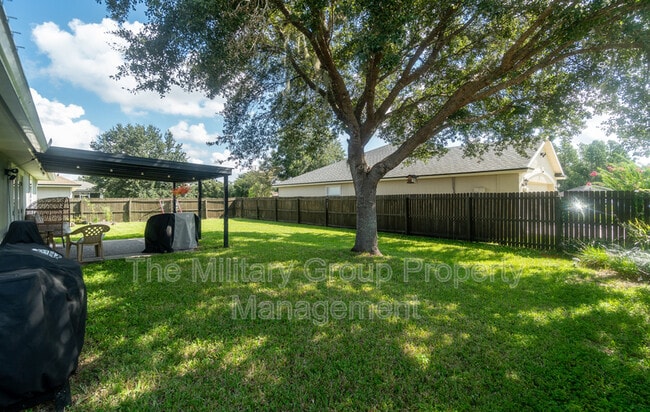 Building Photo - 14215 Sea Eagle Dr
