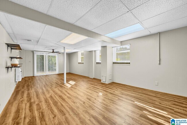 Building Photo - 2516 Ridgewood Rd