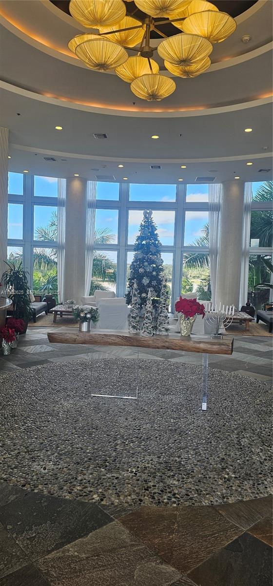 Building Photo - 2681 N Flamingo Rd