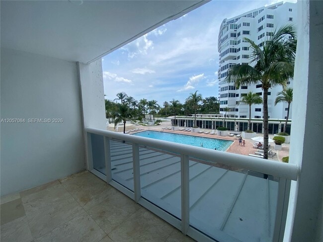 Building Photo - 10275 Collins Ave