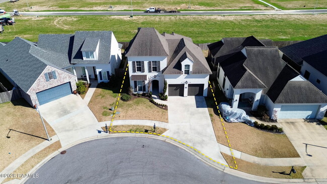 Building Photo - 315 San Marcos Dr