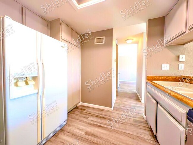 Building Photo - 1991 Central Ave