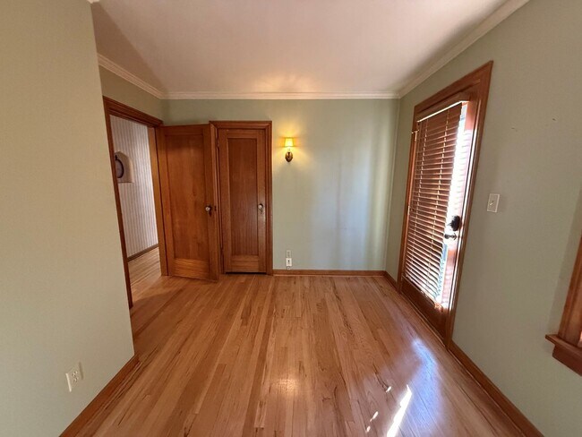 Building Photo - Now renting 3 bedroom House, visit our website at www.stillproperties.com