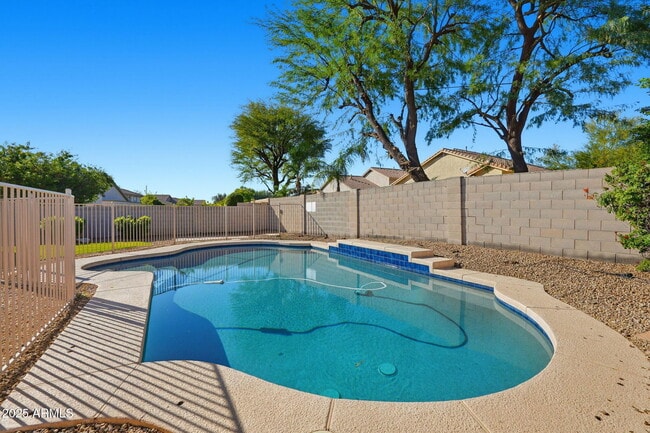 Building Photo - 7842 E Nestling Way