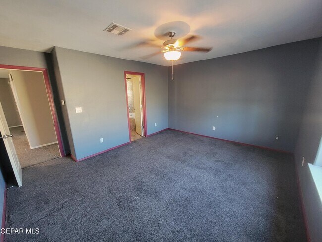 Building Photo - 2404 Escape Point St