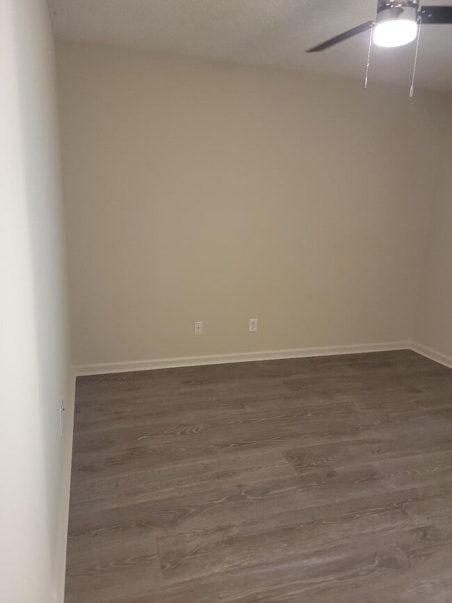 Building Photo - Silver Hills in Prattvlle, AL