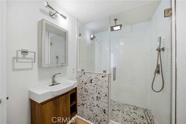 Building Photo - 5681 Mangrum Dr