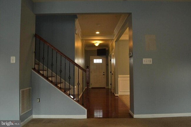 Building Photo - 9229 Wainwright Ln
