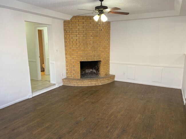 Building Photo - 3704 54th St