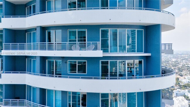 Building Photo - 60 SW 13th St