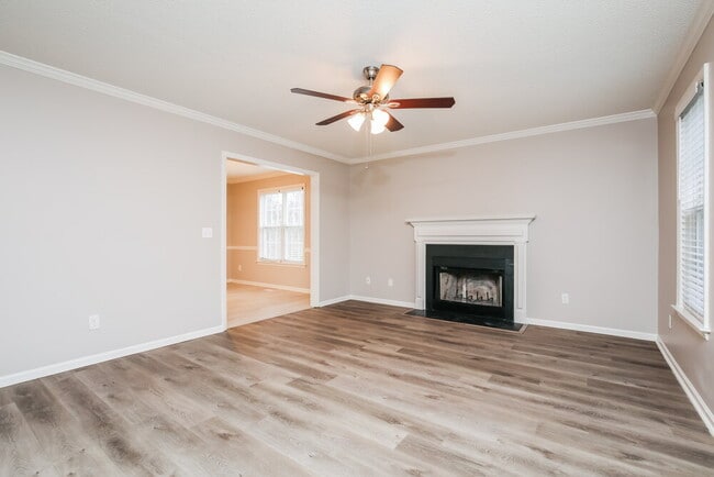 Building Photo - 5827 Waterford Landing Ct