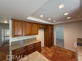 Building Photo - 10 Mountain Ash