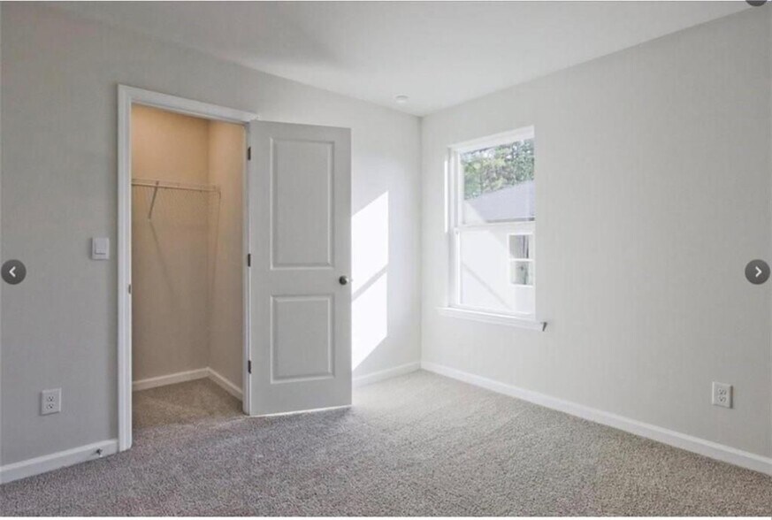 Building Photo - 1208 High Fls Ln