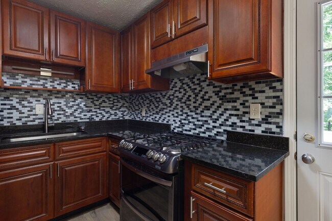 Building Photo - 3109 Destin Cir